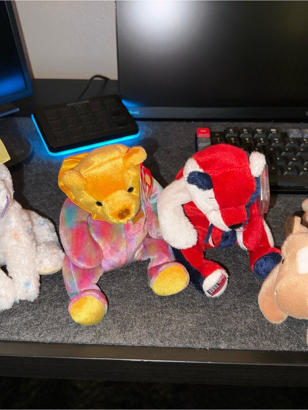 Lot of 4 Ty beanie babies